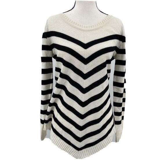 AB Studio Womens Size Large Sweater Top White Black Stripe Chevron Pointed Hem - Picture 1 of 6